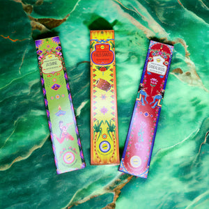Kit 3 paquetes Inciensos Indian Heritage: Sándalo, Palo Santo y Jazmín
